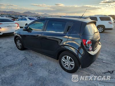 Drugie zdjęcie samochodu z przodu: 2013 CHEVROLET SONIC LT VIN:1G1JC6SH5D4253470 - miniatura