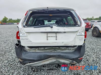 Zdjęcie 6 z 13 samochodu: 2016 VOLVO XC70 VIN:YV4612NM1G1270306 - miniatura