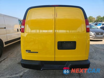 Zdjęcie 6 z 12 samochodu: 2020 CHEVROLET EXPRESS G2500 VIN:1GCWGAFP4L1227013 - miniatura