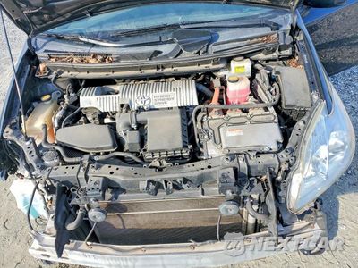 Zdjęcie 11 z 13 samochodu: 2010 TOYOTA PRIUS II VIN:JTDKN3DU9A0242747 - miniatura