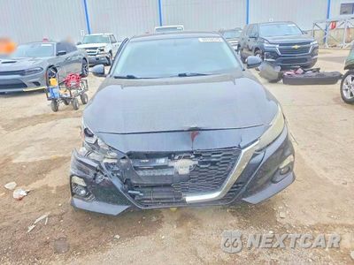 Piąte zdjęcie samochodu w środku: 2019 NISSAN ALTIMA S VIN:1N4BL4BW0KC164008 - miniatura