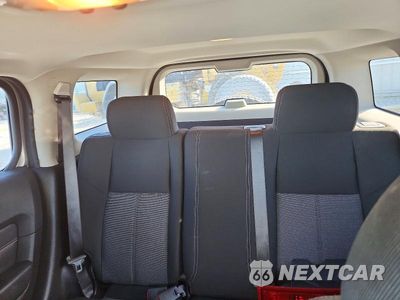Zdjęcie 10 z 13 samochodu: 2009 HUMMER H3 VIN:5GTEN13E798140333 - miniatura