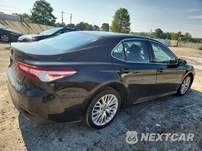 Trzecie zdjęcie samochodu z tyłu: 2018 TOYOTA CAMRY XLE VIN:4T1B11HK5JU027184 - miniatura