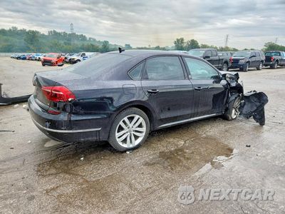 Trzecie zdjęcie samochodu z tyłu: 2019 VOLKSWAGEN PASSAT WOLFSBURG VIN:1VWLA7A33KC003713 - miniatura