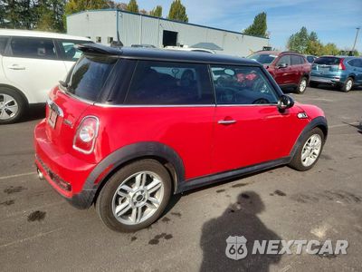 Trzecie zdjęcie samochodu z tyłu: 2012 MINI COOPER S VIN:WMWSV3C52CT386617 - miniatura