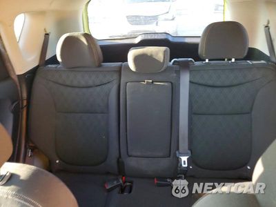 Zdjęcie 10 z 13 samochodu: 2014 KIA SOUL BASE VIN:KNDJN2A29E7725001 - miniatura