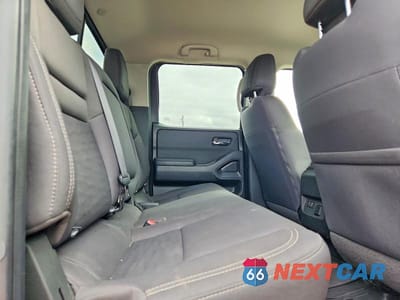 Zdjęcie 10 z 12 samochodu: 2023 NISSAN FRONTIER SV VIN:1N6ED1EJ6PN608925 - miniatura