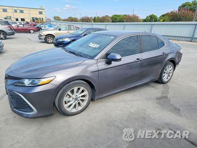 2022 TOYOTA CAMRY LE 4T1C11AK7NU639908 - główne zdjęcie licytacji z USA - miniatura