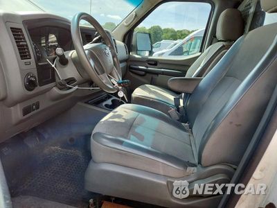 Zdjęcie 7 z 14 samochodu: 2016 NISSAN NV 1500 S VIN:1N6BF0KM2GN805208 - miniatura