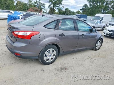 Trzecie zdjęcie samochodu z tyłu: 2012 FORD FOCUS S VIN:1FAHP3E21CL277100 - miniatura