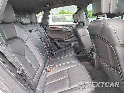 Zdjęcie 10 z 12 samochodu: 2020 PORSCHE MACAN VIN:WP1AA2A5XLLB05329 - miniatura