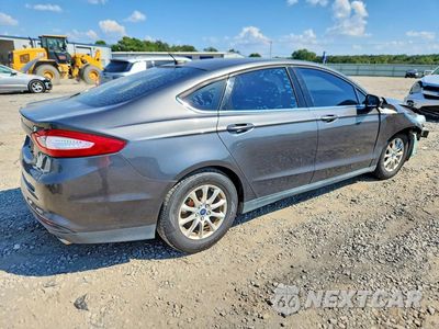 Trzecie zdjęcie samochodu z tyłu: 2016 FORD FUSION S VIN:3FA6P0G72GR292100 - miniatura