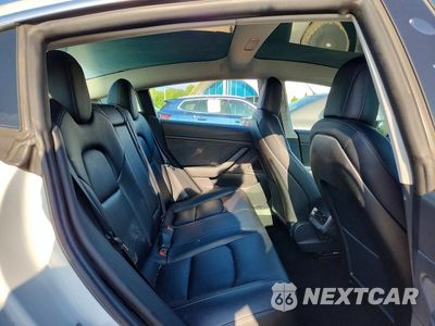 Zdjęcie 10 z 12 samochodu: 2019 TESLA MODEL 3 VIN:5YJ3E1EB1KF359554 - miniatura