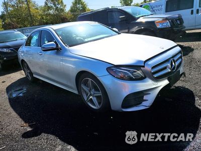 Czwarte zdjęcie samochodu z boku: 2017 MERCEDES-BENZ E 300 4MATIC VIN:WDDZF4KB4HA055171 - miniatura