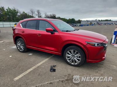 Czwarte zdjęcie samochodu z boku: 2023 MAZDA CX-5 SIGNATURE VIN:JM3KFBXY7P0213947 - miniatura
