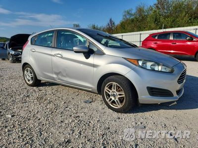 Czwarte zdjęcie samochodu z boku: 2017 FORD FIESTA SE VIN:3FADP4EJ2HM131970 - miniatura