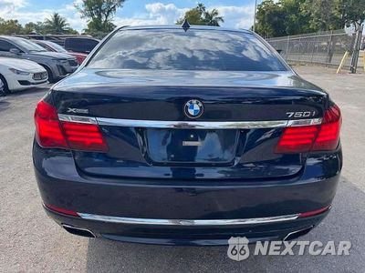 Zdjęcie 6 z 15 samochodu: 2015 BMW 750 XI VIN:WBAYB6C5XFD965910 - miniatura
