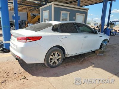 Trzecie zdjęcie samochodu z tyłu: 2018 KIA OPTIMA LX VIN:5XXGT4L35JG199453 - miniatura