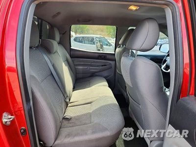 Zdjęcie 10 z 12 samochodu: 2015 TOYOTA TACOMA V6 VIN:5TFLU4EN4FX128402 - miniatura