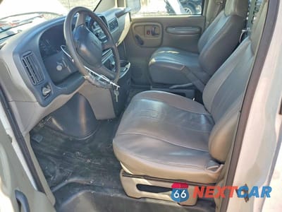 Zdjęcie 7 z 13 samochodu: 2000 GMC SAVANA G3500 VIN:1GTHG39R3Y1214309 - miniatura