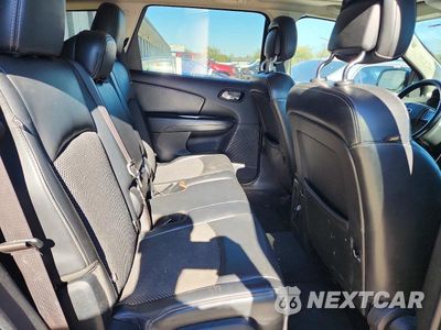 Zdjęcie 11 z 13 samochodu: 2020 DODGE JOURNEY CROSSROAD VIN:3C4PDCGB3LT266647 - miniatura