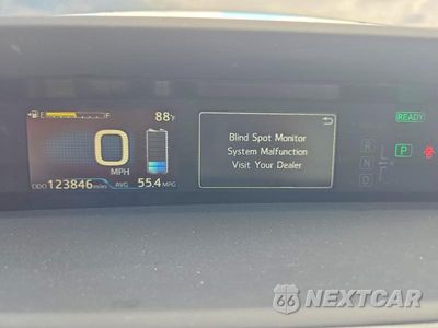 Zdjęcie 9 z 12 samochodu: 2019 TOYOTA PRIUS LE VIN:JTDKARFUXK3080980 - miniatura