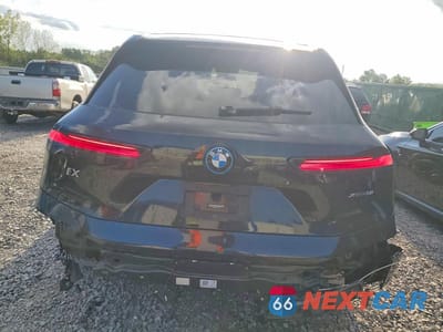 Zdjęcie 6 z 13 samochodu: 2023 BMW IX XDRIVE50 VIN:WB523CF00PCL94810 - miniatura