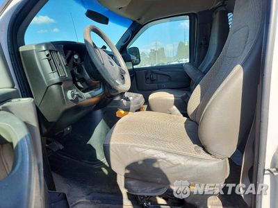Zdjęcie 7 z 13 samochodu: 2014 GMC SAVANA G2500 VIN:1GTW7FCA0E1908723 - miniatura