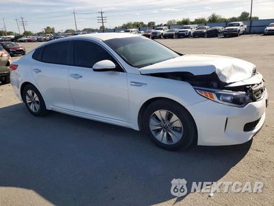 Czwarte zdjęcie samochodu z boku: 2017 KIA OPTIMA HYBRID VIN:KNAGT4LC8H5006367 - miniatura