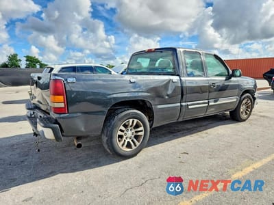 Trzecie zdjęcie samochodu z tyłu: 2004 CHEVROLET SILVERADO C1500 VIN:1GCEC19X04Z151103 - miniatura