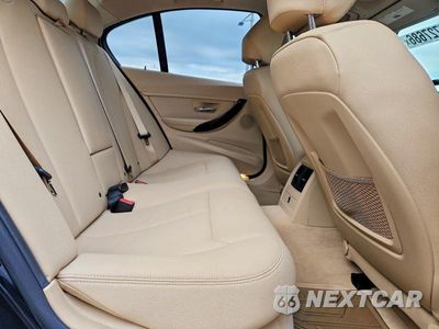 Zdjęcie 10 z 12 samochodu: 2016 BMW 320 I VIN:WBA8E1G52GNU11759 - miniatura