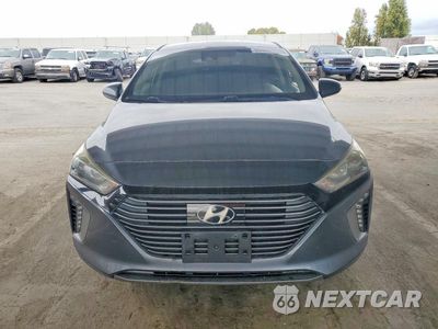 Piąte zdjęcie samochodu w środku: 2019 HYUNDAI IONIQ SEL VIN:KMHC75LC5KU137633 - miniatura