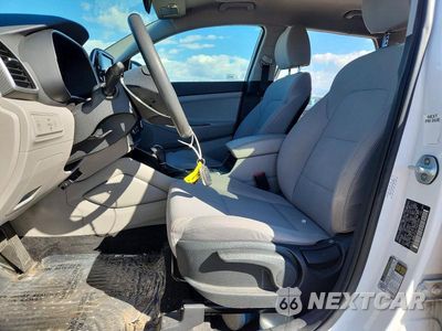 Zdjęcie 7 z 13 samochodu: 2019 HYUNDAI TUCSON SE VIN:KM8J2CA41KU943359 - miniatura