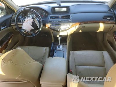 Zdjęcie 8 z 12 samochodu: 2011 HONDA ACCORD EXL VIN:1HGCP2F80BA082912 - miniatura