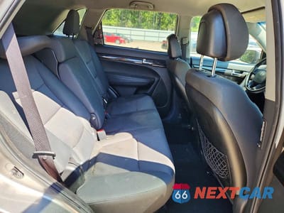 Zdjęcie 10 z 12 samochodu: 2012 KIA SORENTO LX VIN:5XYKT4A13CG239233 - miniatura