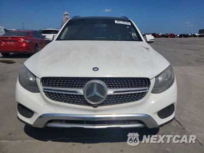 Piąte zdjęcie samochodu w środku: 2017 MERCEDES-BENZ GLC 300 VIN:WDC0G4JB6HF220751 - miniatura