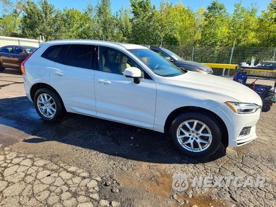Czwarte zdjęcie samochodu z boku: 2020 VOLVO XC60 T5 MOMENTUM VIN:YV4102RK9L1598959 - miniatura