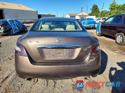 Zdjęcie 6 z 12 samochodu: 2014 NISSAN MAXIMA 3.5 S VIN:1N4AA5AP8EC441011 - miniatura