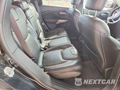 Zdjęcie 11 z 13 samochodu: 2016 JEEP CHEROKEE OVERLAND VIN:1C4PJMJS0GW364946 - miniatura