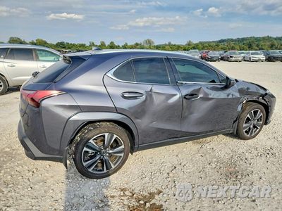 Trzecie zdjęcie samochodu z tyłu: 2025 LEXUS UX 300H PREMIUM VIN:JTHYBJAH0S2033982 - miniatura