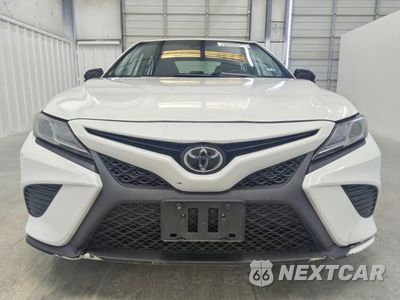 Piąte zdjęcie samochodu w środku: 2019 TOYOTA CAMRY SE VIN:4T1B11HK4KU273287 - miniatura
