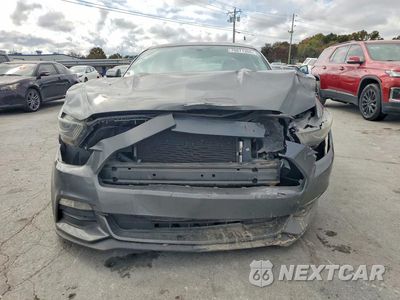 Piąte zdjęcie samochodu w środku: 2017 FORD MUSTANG VIN:1FA6P8AMXH5215394 - miniatura