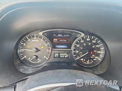 Zdjęcie 9 z 12 samochodu: 2015 NISSAN PATHFINDER S VIN:5N1AR2MM8FC699531 - miniatura