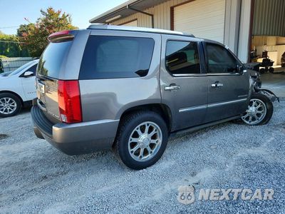 Trzecie zdjęcie samochodu z tyłu: 2014 CADILLAC ESCALADE PLATINUM VIN:1GYS4DEF1ER223906 - miniatura