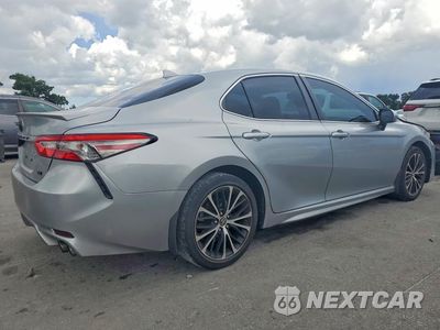 Trzecie zdjęcie samochodu z tyłu: 2019 TOYOTA CAMRY SE VIN:4T1B11HKXKU226152 - miniatura