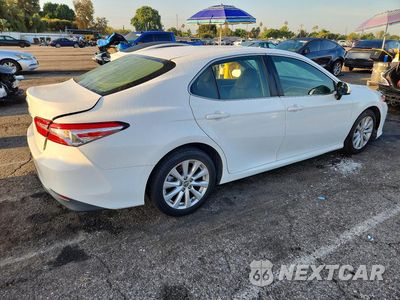 Trzecie zdjęcie samochodu z tyłu: 2018 TOYOTA CAMRY LE VIN:JTNB11HK9J3008501 - miniatura