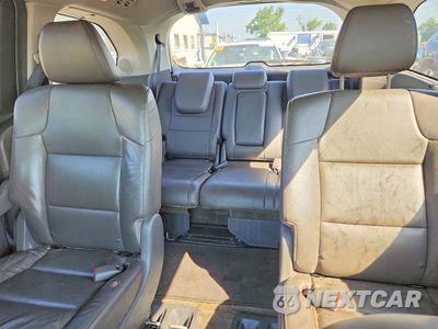 Zdjęcie 10 z 13 samochodu: 2015 HONDA ODYSSEY TOURING VIN:5FNRL5H95FB039515 - miniatura