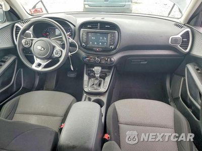 Zdjęcie 8 z 13 samochodu: 2020 KIA SOUL LX VIN:KNDJ23AU8L7068432 - miniatura