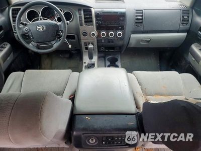 Zdjęcie 8 z 14 samochodu: 2010 TOYOTA SEQUOIA SR5 VIN:5TDBY5G1XAS030179 - miniatura