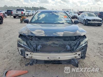 Piąte zdjęcie samochodu w środku: 2018 TOYOTA CAMRY LE VIN:4T1B31HK5JU503430 - miniatura